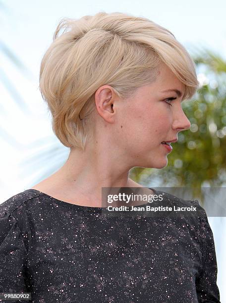 Michelle Williams attends the 'Blue Valentine' Photo Call held at the Palais des Festivals during the 63rd Annual International Cannes Film Festival...