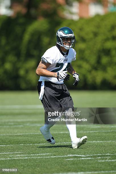 Safety Macho Harris of the Philadelphia Eagles participates in drills during mini-camp practice on April 30, 2010 at the NovaCare Complex in...