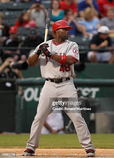 Torii Hunter of the Los Angeles Angels of Anaheim waits for the pitch during an MLB game against the Texas Rangers on May 17, 2010 at Rangers...