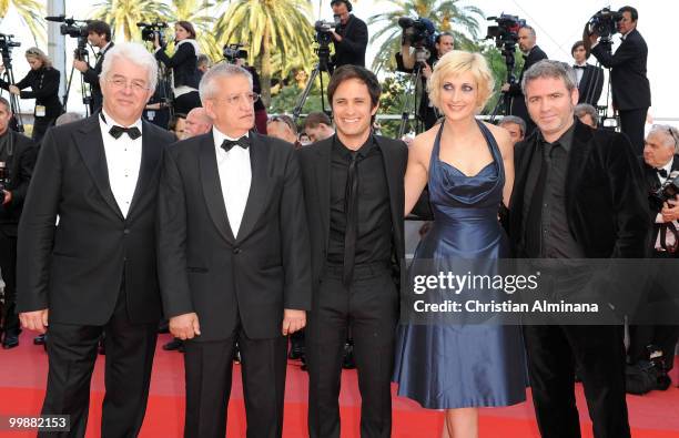 Camera D'Or jury members Didier Diaz, Gerard de Battista, Camera D'Or Jury President Gael Garcia Bernal, Charlotte Lipinska and Stephane Brize attend...