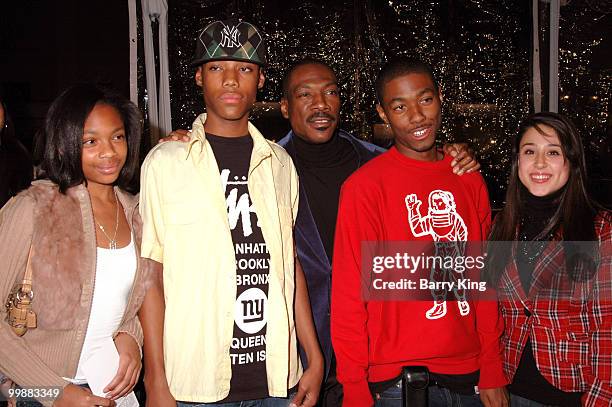 Eddie Murphy and family