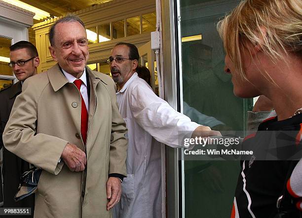 Sen. Arlen Specter campaigns with his wife Joan outside of the 4th Street Deli May 18, 2010 in Philadelphia, Pennsylvania. Specter is fighting a...