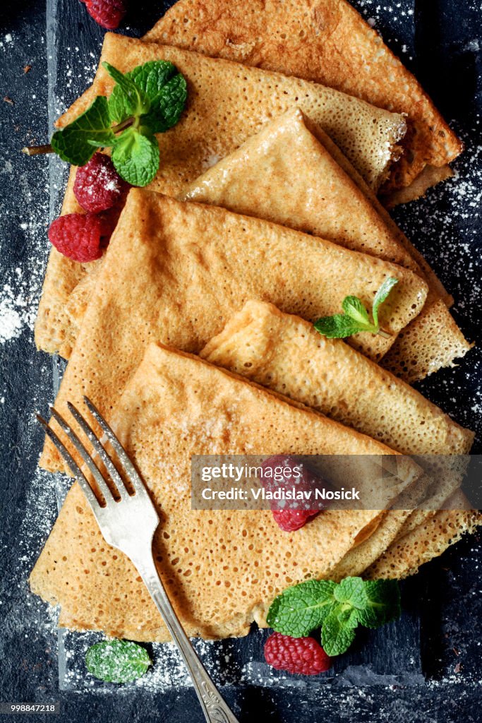 Crepes with raspberries