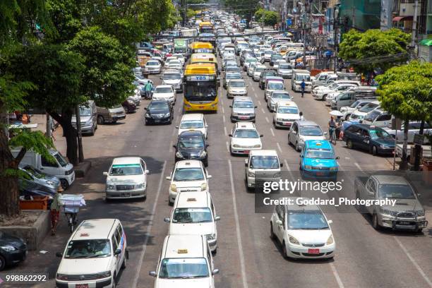 myanmar: sule pagoda road - sule pagoda stock pictures, royalty-free photos & images