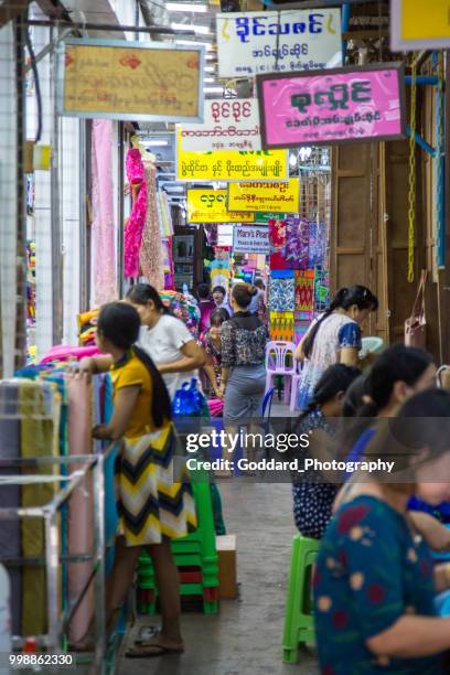 myanmar: bogyoke aung san market - sprawling stock pictures, royalty-free photos & images