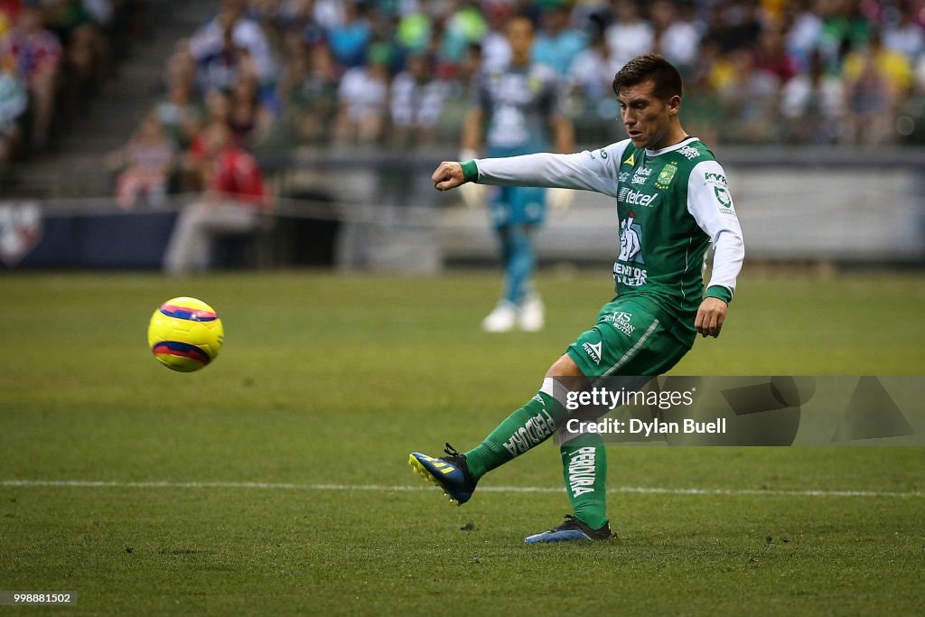 Club Leon v CF Pachuca