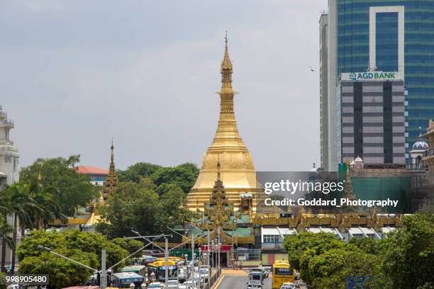 myanmar: sule pagoda - sule pagoda stock pictures, royalty-free photos & images