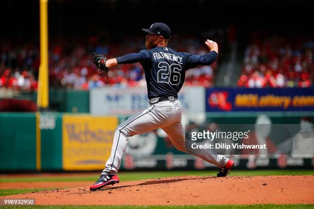 Mike Foltynewicz of the Atlanta Braves delivers a pitch against the St. Louis Cardinals at Busch Stadium on July 1, 2018 in St. Louis, Missouri.