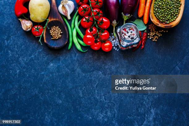 fresh unprocessed vegetables - unprocessed stock-fotos und bilder