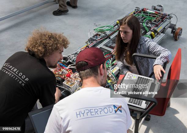 Students Jan Cordes , Daniel Padron and Christina Tsiroglou of the joint HyperPod project of Oldenburg University and the Emden-Leer University of...