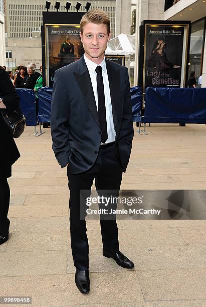 Ben McKenzie attends the 2010 American Ballet Theatre Annual Spring Gala at The Metropolitan Opera House on May 17, 2010 in New York City.