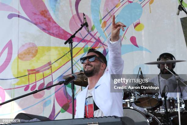 Jon B performs during the Overtown Music & Arts Festival 2018 on July 14, 2018 in Miami, Florida.