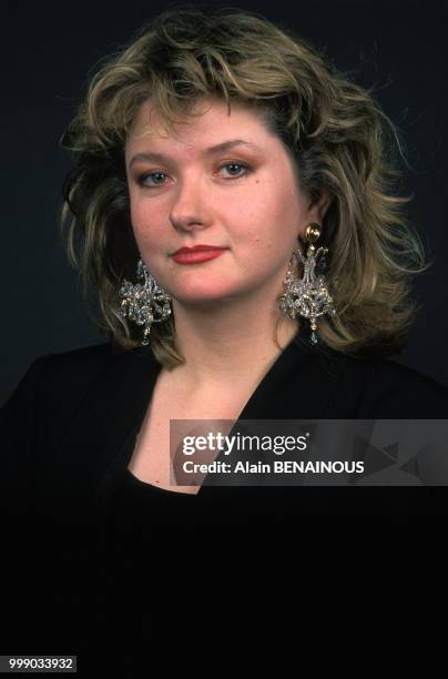 Catherine Jacob, actrice française, lors des trophées de l'Institut Supérieur de Commerce le 29 mars 1989 à Paris, France.