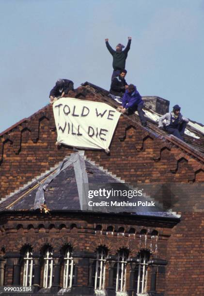 Mutinerie à la prison Strangeways le 3 avril 1990 à Manchester, Royaume-Uni.