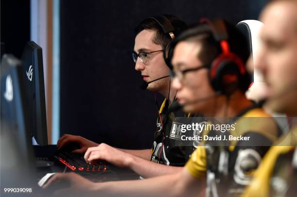 Gamer Hunter "hwinn" Winn of Spacestation Gaming plays "PlayersUnknown's Battlegrounds" as he competes in the PUBG Pan-Continental tournament during...