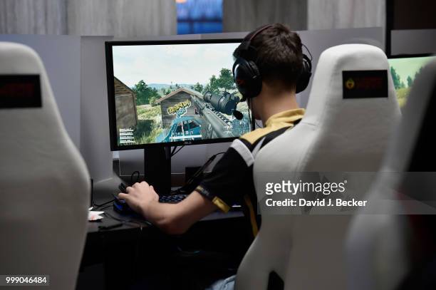 Gamer plays "PlayersUnknown's Battlegrounds" while competing in the PUBG Pan-Continental tournament during the World Showdown of Esports at PokerGo...