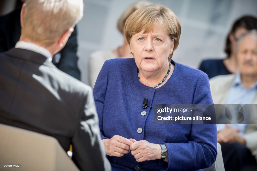 Chancellor Merkel at the "Forum Politik"