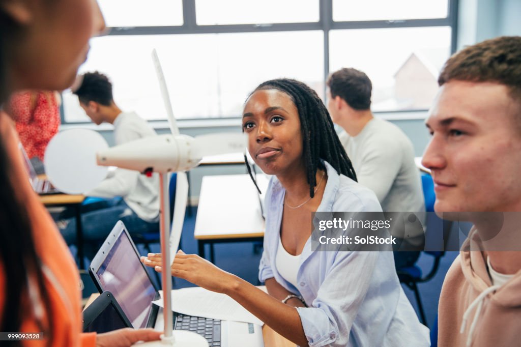 Engineering Class Participation High-Res Stock Photo - Getty Images