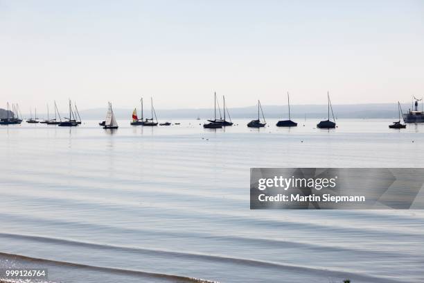 boats in stegen, ammersee lake or lake ammer, five lakes region, upper bavaria, bavaria, germany, publicground - stegen foto e immagini stock