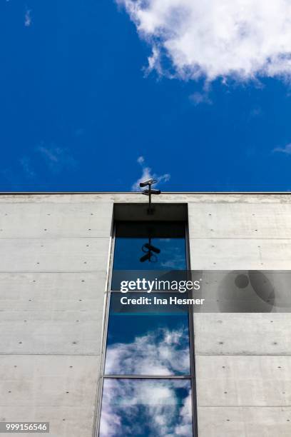 cctc camera at the paul-loebe-haus, government district, berlin, berlin, germany - haus stock pictures, royalty-free photos & images