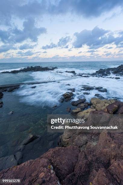 seascape along kiama blowhole - kiama stock-fotos und bilder