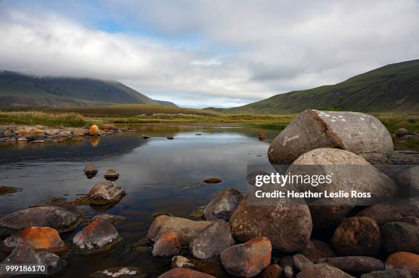 rackwick burn, hoy, orkney - leslie stock pictures, royalty-free photos & images