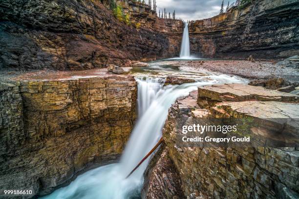 crescent cascades - fould stock pictures, royalty-free photos & images