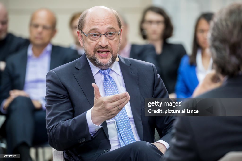 Martin Schulz interview for Phoenix Forum Politik