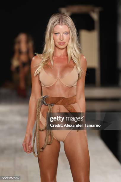 Model walks the runway for KHAOS WANTED 2019 Colelction during the Paraiso Fashion Fair at The Setai Miami Beach on July 14, 2018 in Miami Beach,...
