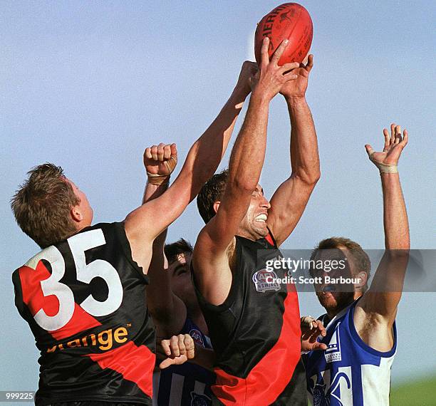 Simon Wilson Rugby Roger Sheeran Photos and Premium High Res Pictures - Getty Images