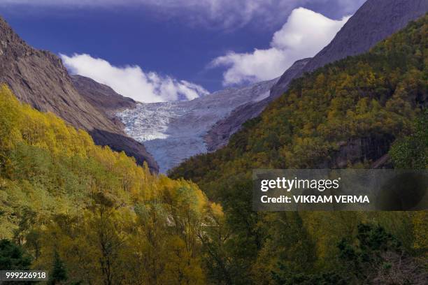 jostedalsbreen national park - jostedalsbreen stock pictures, royalty-free photos & images