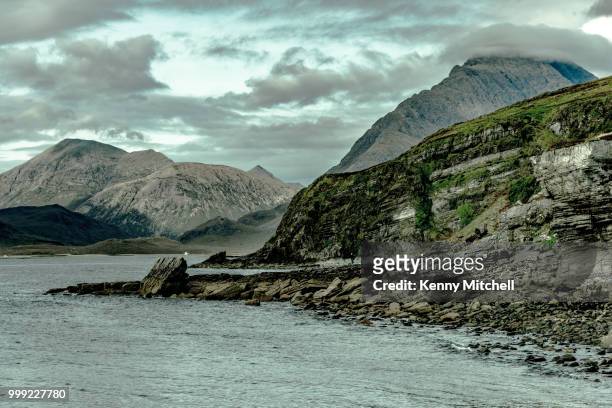 elgol cliff - kenni stock pictures, royalty-free photos & images