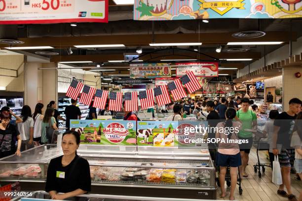 Japanese supermarket Yata celebrates a Summer food event with American meat in Hong Kong.