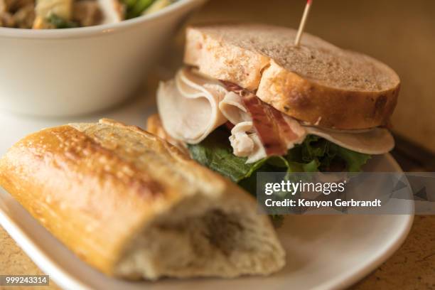 lunch plate - dan kenyon stockfoto's en -beelden