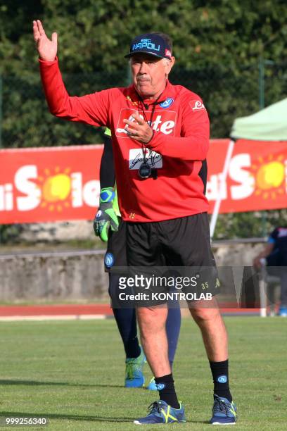 Napoli's Italian coach Carlo Ancelotti gestures during the pre-season praparation on July 13 2018 at Carciato pitch.