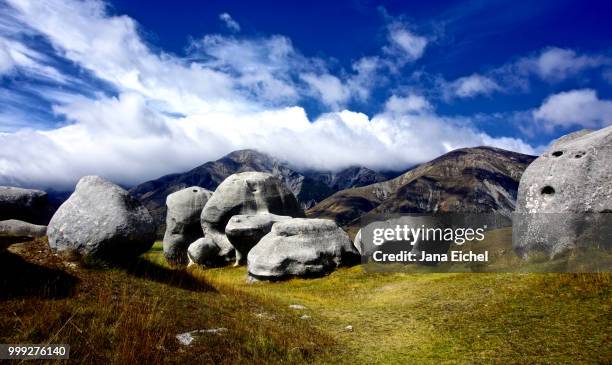 boulders - jana stock pictures, royalty-free photos & images