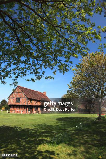 spring, the moot hall; elstow village; john bunyans birthplace; - moot hall stock pictures, royalty-free photos & images