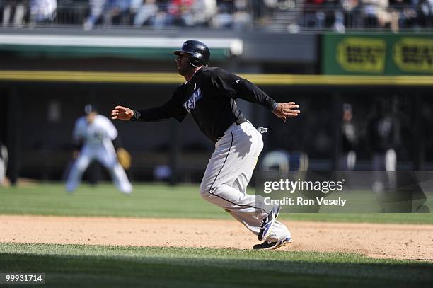 Vernon Wells of the Toronto Blue Jays runs the bases against the Chicago White Sox on May 9, 2010 at U.S. Cellular Field in Chicago, Illinois. The...