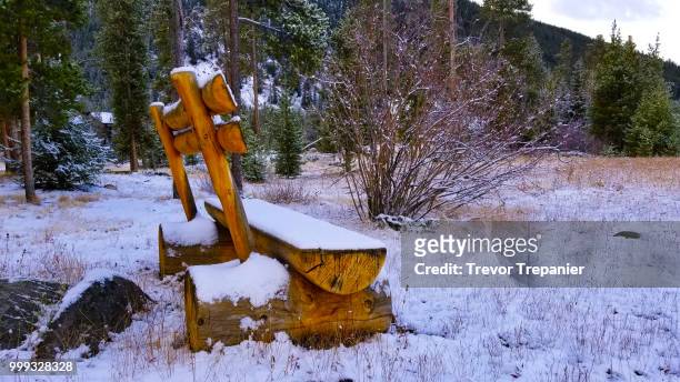 snow bench - trevor ストックフォトと画像