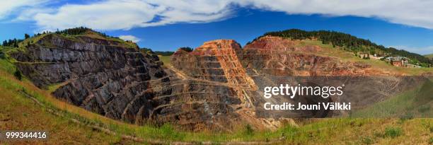 old homestake gold mine and current sanford underground research - sanford stock pictures, royalty-free photos & images