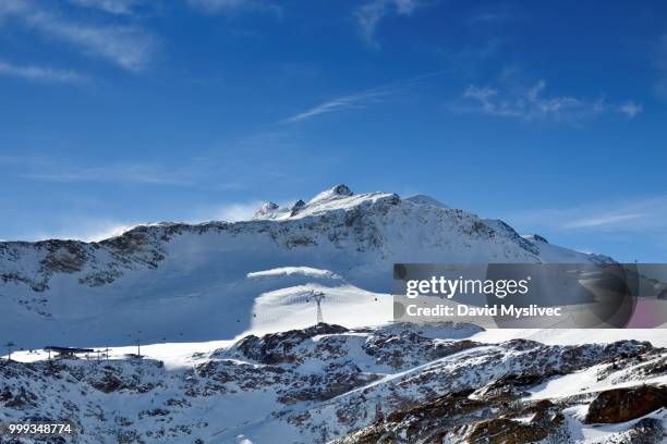 pitztaler gletscher - gletscher stockfoto's en -beelden