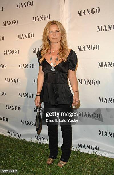 Ibiza, July 19th-Eugenia Martinez de Irujo Arrive to Mango«s Dinner at the Atzaro Hotel on July 19th, 2007 in Ibiza