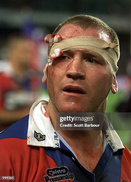 Clinton O''Brien of the Knights during the First NRL Preliminary Final between the Newcastle Knights and Sharks played at the Sydney Football Stadium...