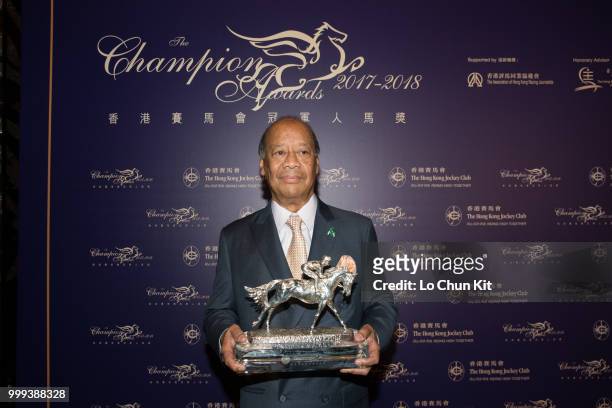 Owner of Pakistan Star, Mr. Kerm Din receives the Most Popular Horse of the Year at 2017/18 HKJC Champion Awards Presentation Ceremony on July 13,...
