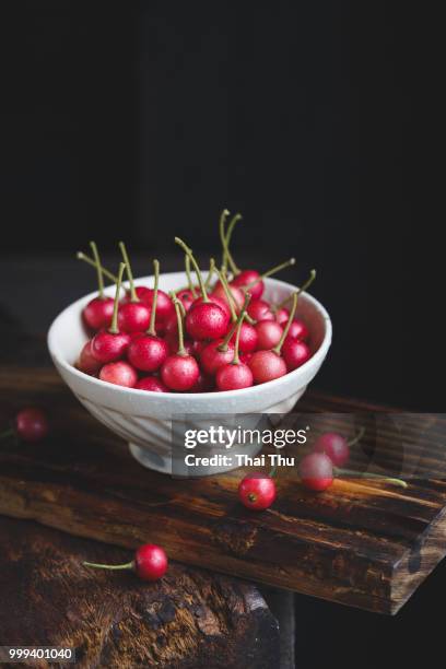 fresh panama berry fruits - berry stock-fotos und bilder