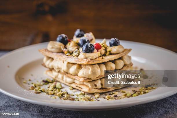 delicious mille feuille - feuille stock pictures, royalty-free photos & images