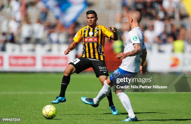 Paulinho of BK Hacken and Gudmundur Thorarinsson of IFK Norrkoping during the Allsvenskan match between IFK Norrkoping and BK Hacken at Ostgotaporten...