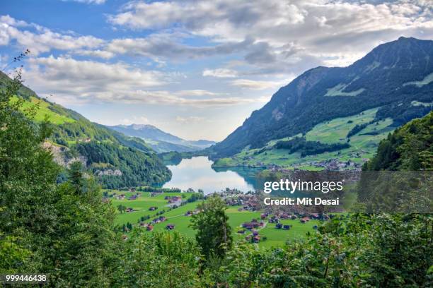 lake lungern - lungern switzerland stock pictures, royalty-free photos & images