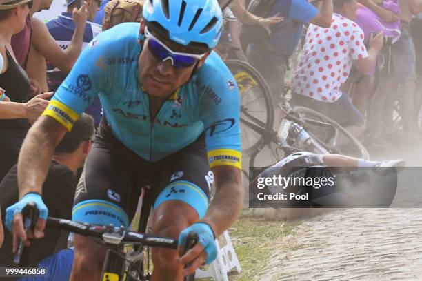 Michal Kwiatkowski of Poland and Team Sky / Crash / Cobbles / Pave / Dust / during the 105th Tour de France 2018, Stage 9 a 156,5 stage from Arras...