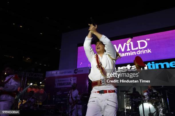Bollywood singer, composer and actor Palash Sen with his band Euphoria performing during the Hindustan Times Friday Jam season 5 at Cyber Hub, on...